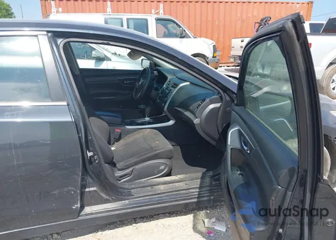 2015 Nissan Altima 2.5 S из США, поврежденный, VIN 1N4AL3AP3FC474871